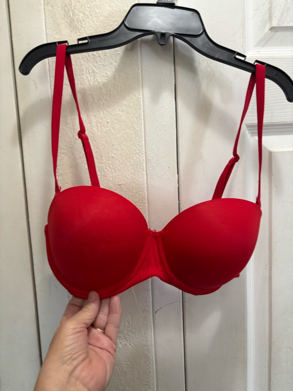 Pink VS Everyday Red T-Shirt Bra with Light Padding